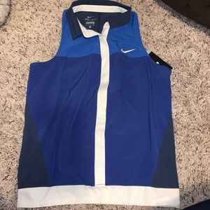 Nike tennis shirt